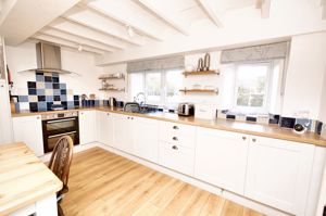 Kitchen- click for photo gallery